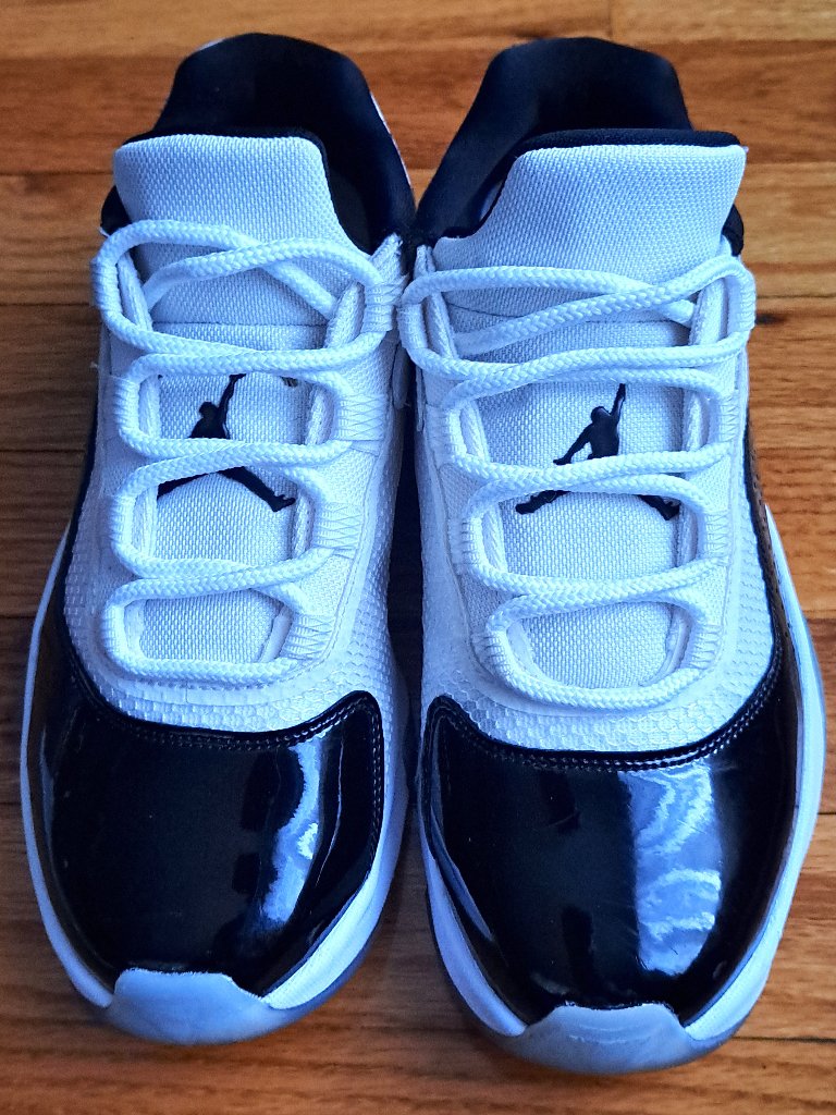 Air Jordan 11 Cmft Low Size 6.5y Big Kids' Leather Shoes Sneakers Dv2208-100 Euc